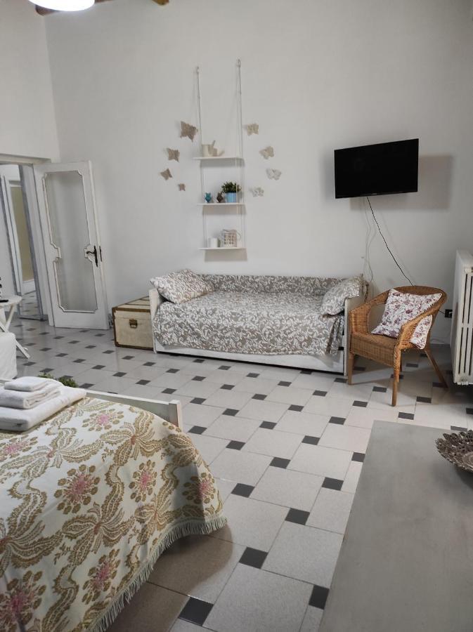 トラーニ Terra Del Sole Bed & Breakfast エクステリア 写真